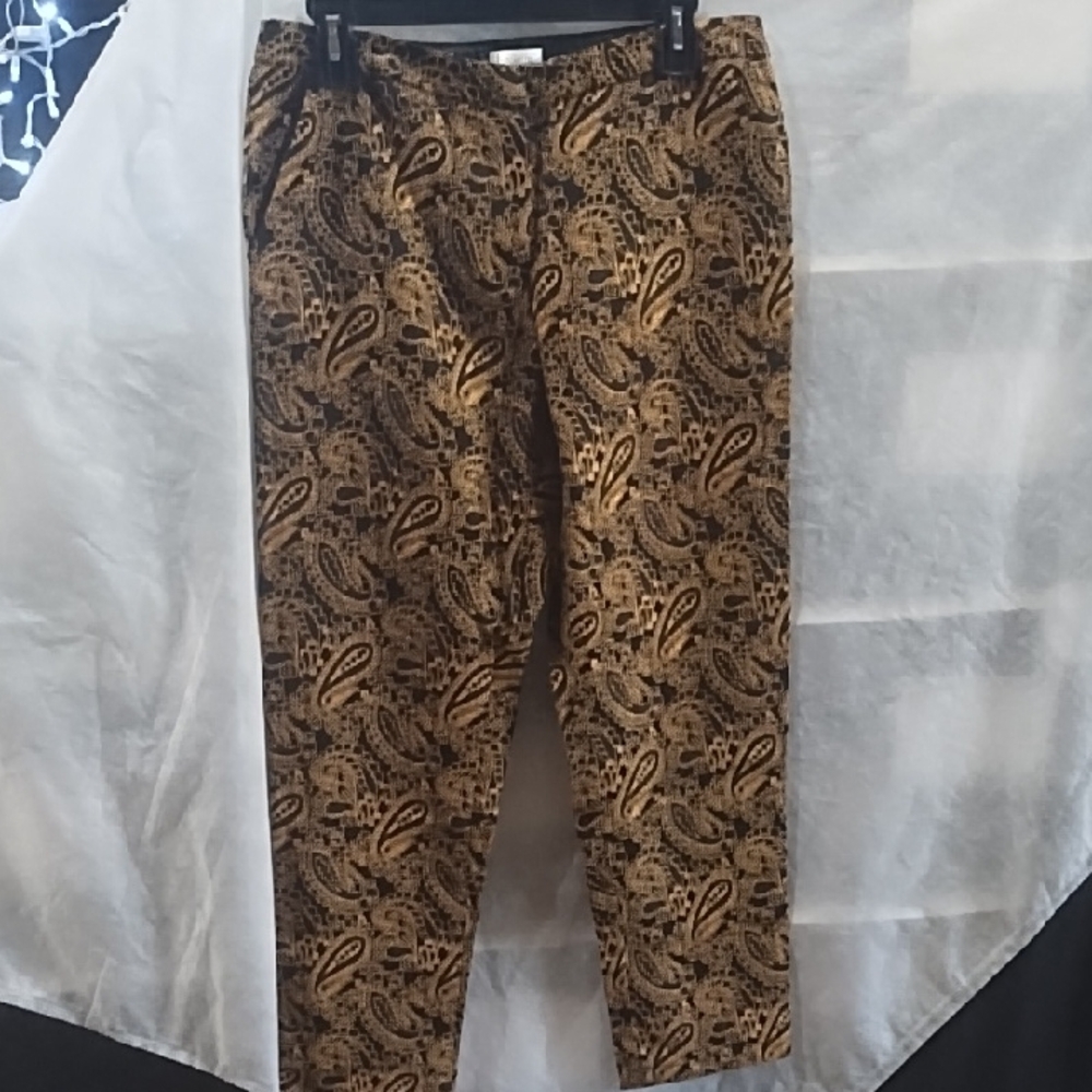 Lovely Girl Paisley Print Chinos in Brown